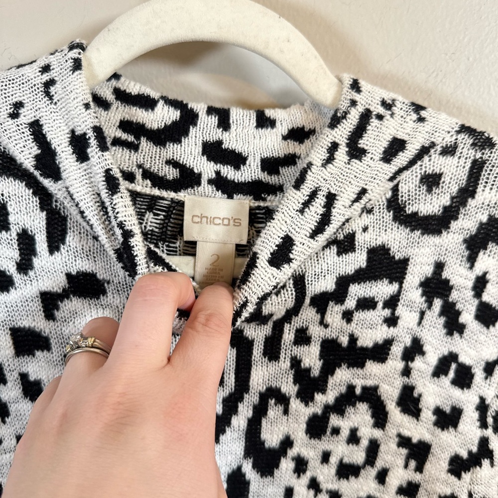 Chico's • Mock Neck Leopard Knit Tunic Sweater‎ Top Sz Lg Cozy Cotton - Picture 6 of 10